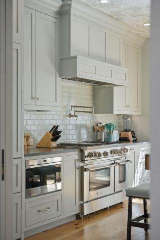4 Bedons Alley Charleston SC 29401