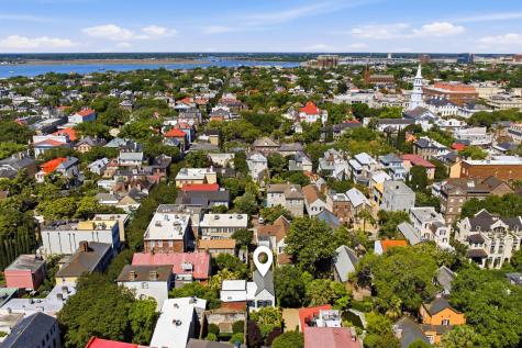 4 Bedons Alley Charleston SC 29401