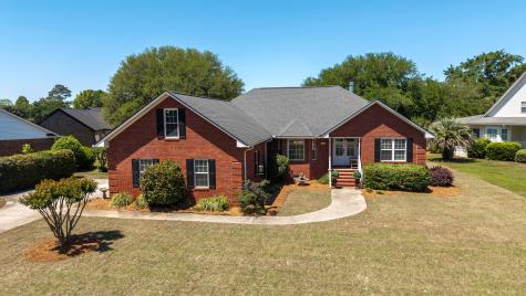 25 Plantation Drive Manning SC 29102