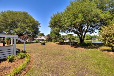 25 Plantation Drive Manning SC 29102