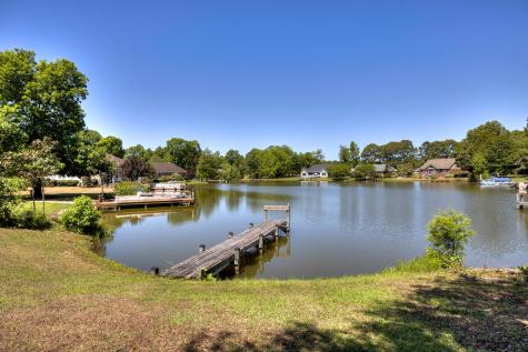 25 Plantation Drive Manning SC 29102