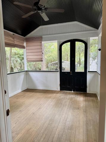 122 Gadsden Street Summerville SC 29483