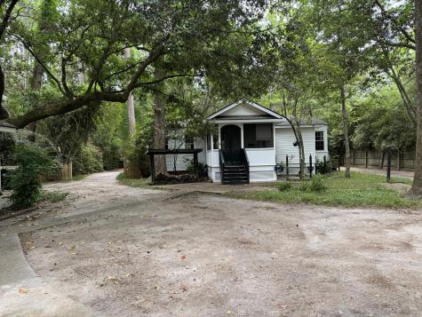 122 Gadsden Street Summerville SC 29483