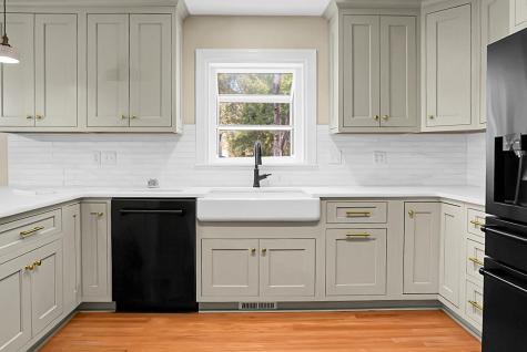 1014 S Main Street Summerville SC 29483