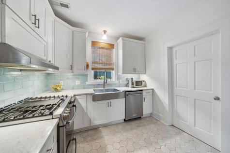 453 Race Street Charleston SC 29403