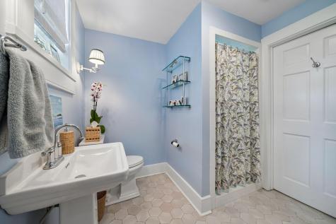 453 Race Street Charleston SC 29403