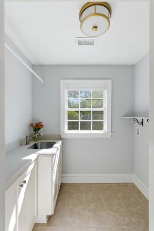 32 Jamestown Road Charleston SC 29407
