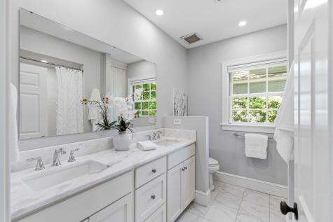 32 Jamestown Road Charleston SC 29407