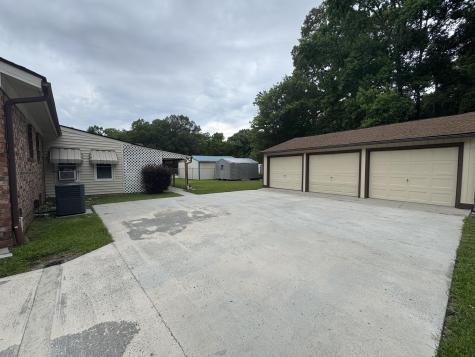 1213 Saylors Avenue Moncks Corner SC 29461