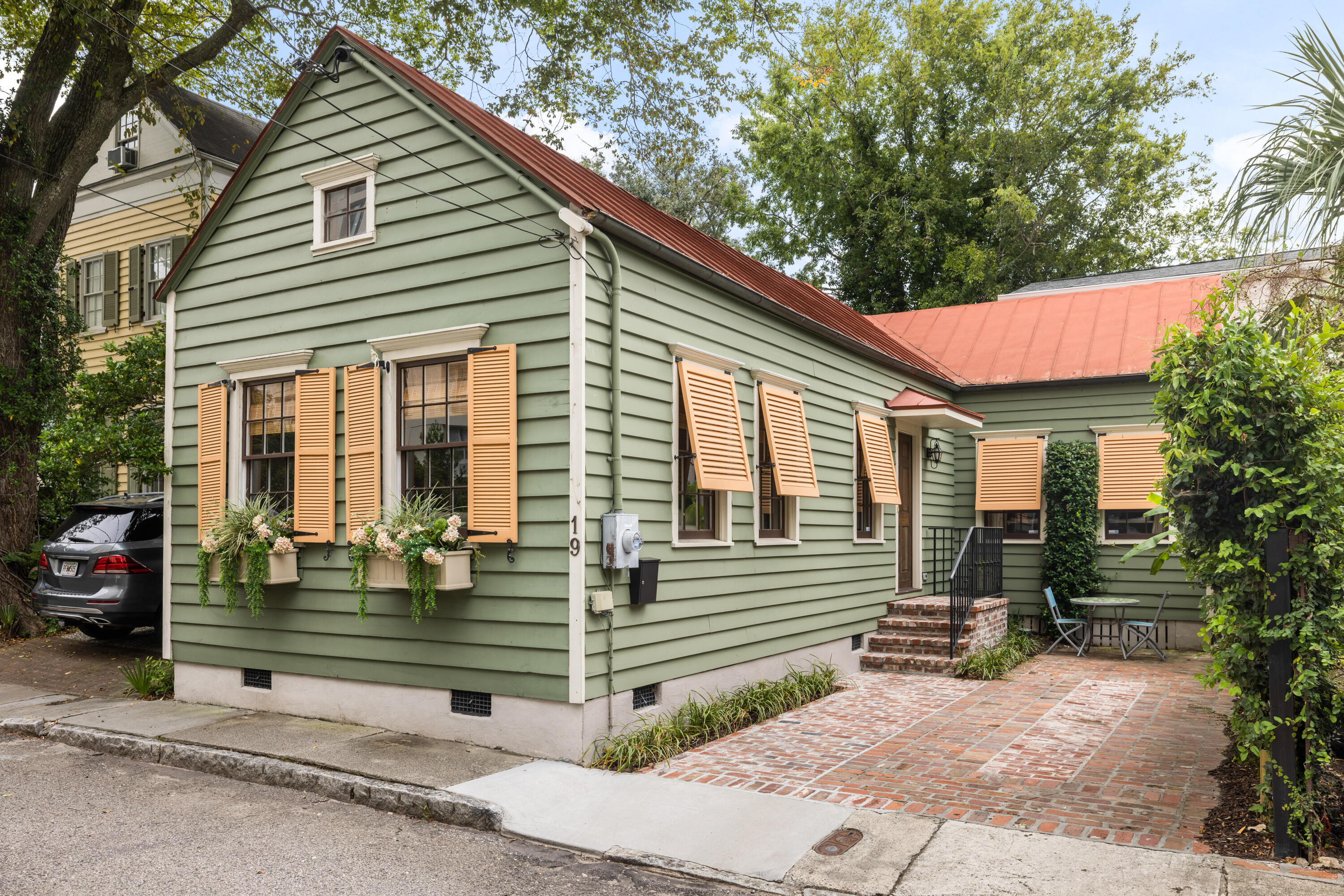 19 West Street Charleston SC 29401