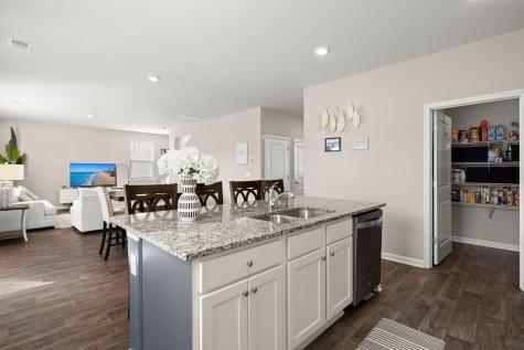 178 Cloverleaf Street Summerville SC 29483