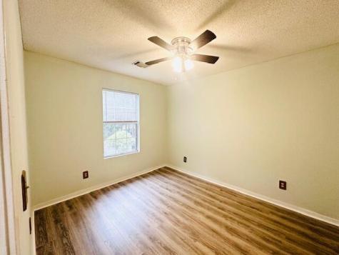 7945 Parklane Court North Charleston SC 29418