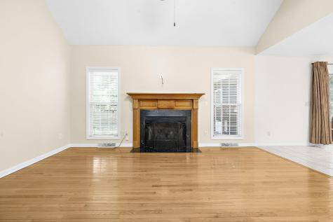 111 Haleswood Circle Goose Creek SC 29445