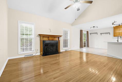 111 Haleswood Circle Goose Creek SC 29445
