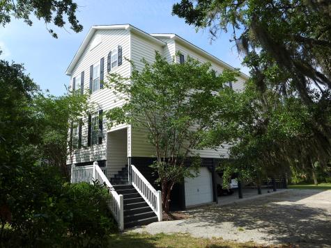 3332 Myrtle Street Edisto Island SC 29438