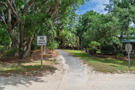 3332 Myrtle Street Edisto Island SC 29438