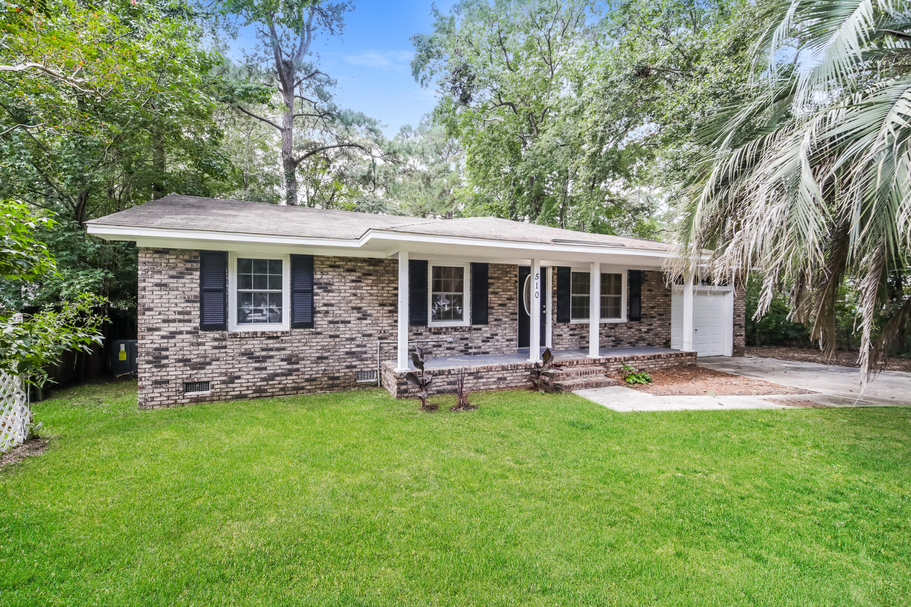 510 Golf Road Summerville SC 29483