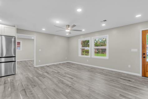 1157 Symmes Drive Charleston SC 29407