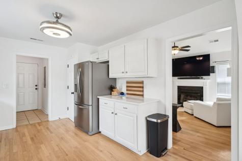 1717 Lotus Lane Charleston SC 29412