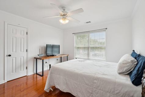1717 Lotus Lane Charleston SC 29412