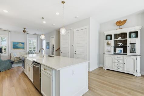 1110 Studdingsail Lane Charleston SC 29412