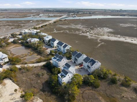 1110 Studdingsail Lane Charleston SC 29412