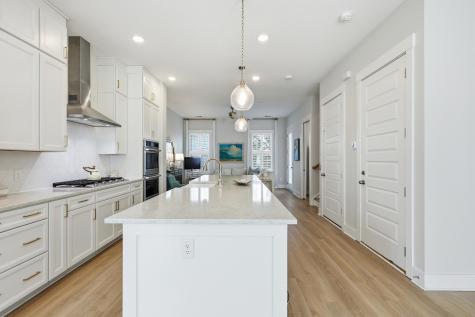 1110 Studdingsail Lane Charleston SC 29412
