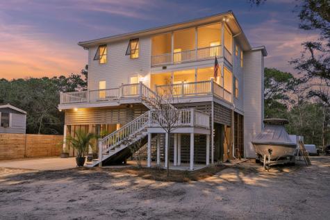 1527 Macoma Drive Mount Pleasant SC 29466