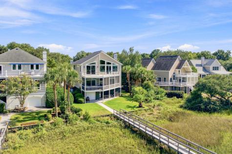 8 Ensign Court Isle Of Palms SC 29451