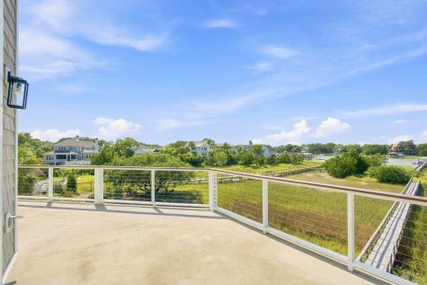 8 Ensign Court Isle Of Palms SC 29451
