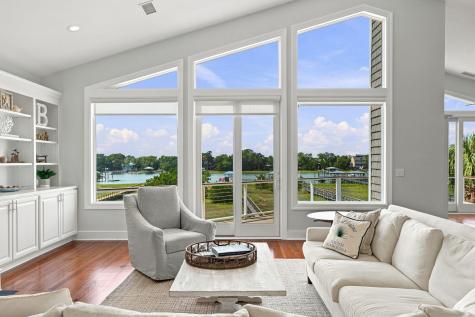 8 Ensign Court Isle Of Palms SC 29451
