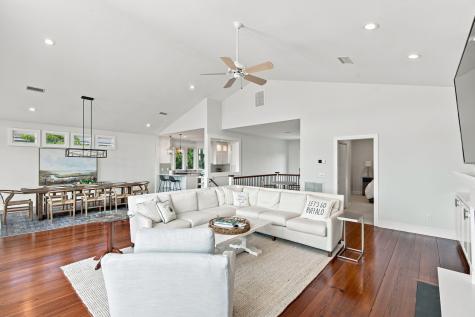 8 Ensign Court Isle Of Palms SC 29451
