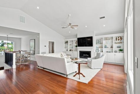 8 Ensign Court Isle Of Palms SC 29451