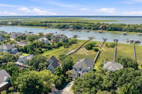 8 Ensign Court Isle Of Palms SC 29451