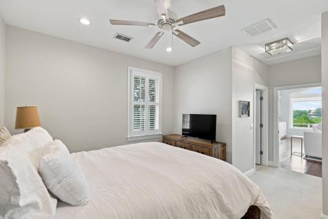8 Ensign Court Isle Of Palms SC 29451