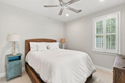 8 Ensign Court Isle Of Palms SC 29451