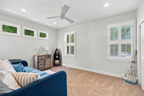 8 Ensign Court Isle Of Palms SC 29451