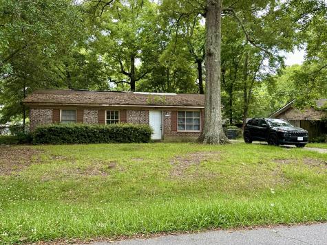 2615 Myrtis Lane North Charleston SC 29406