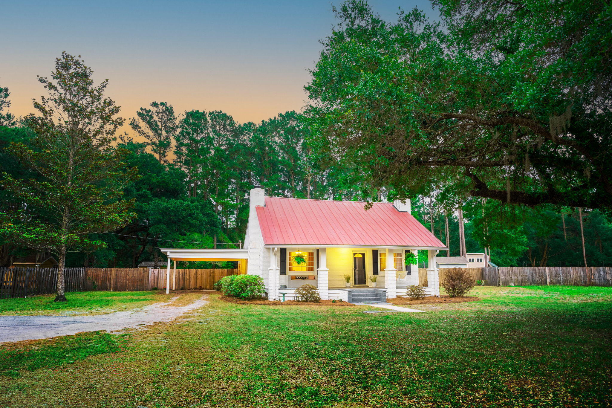 4421 Highway 162 Hollywood SC 29449