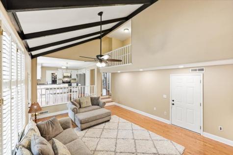 102 Laurens Court Summerville SC 29485