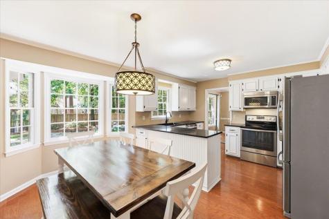 102 Laurens Court Summerville SC 29485