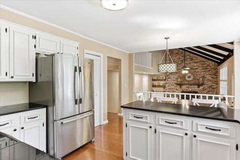 102 Laurens Court Summerville SC 29485