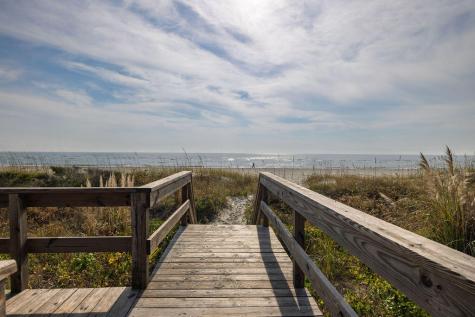 17 Beach Club Villas Isle Of Palms SC 29451