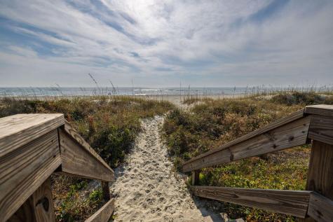 17 Beach Club Villas Isle Of Palms SC 29451