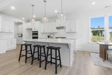 1038 House Finch Avenue Ravenel SC 29470
