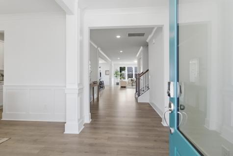 1038 House Finch Avenue Ravenel SC 29470