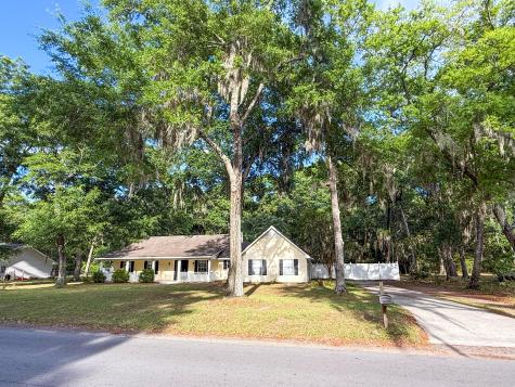11 Christine Drive Beaufort SC 29907