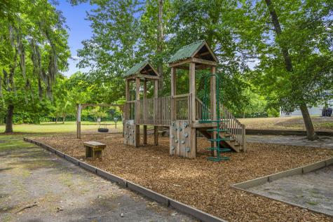 5055 Thornton Drive Summerville SC 29485