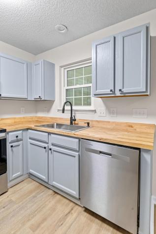 8032 Shadow Oak Drive North Charleston SC 29406