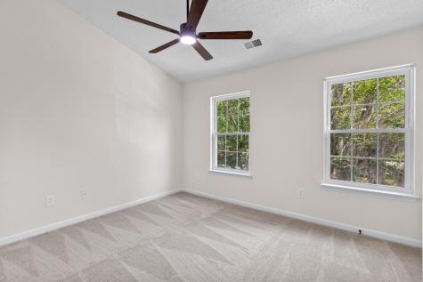 8032 Shadow Oak Drive North Charleston SC 29406